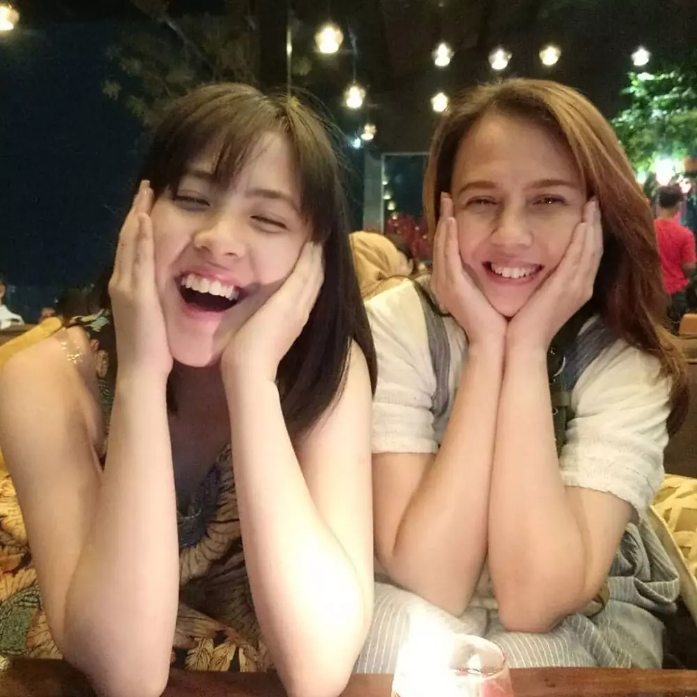 momen kebersamaan zara dan mama instagram