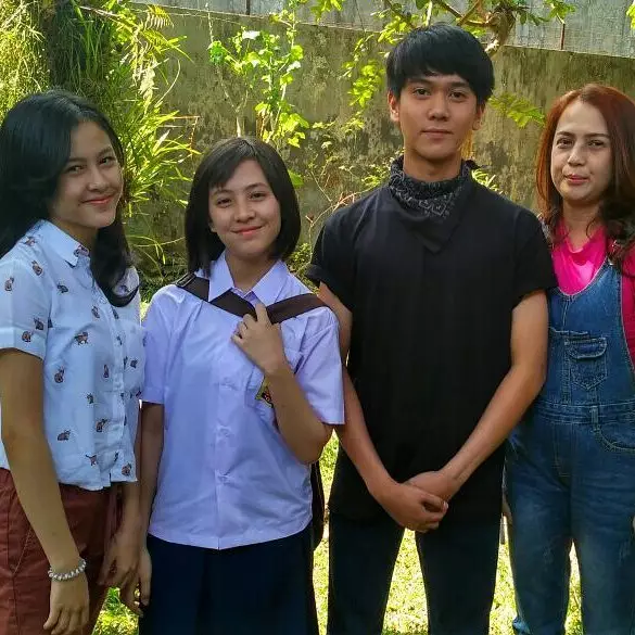 momen kebersamaan zara dan mama instagram