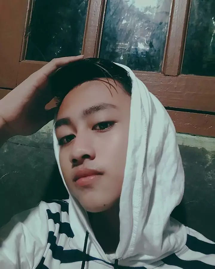 viral cowok mirip verrell bramasta  Instagram