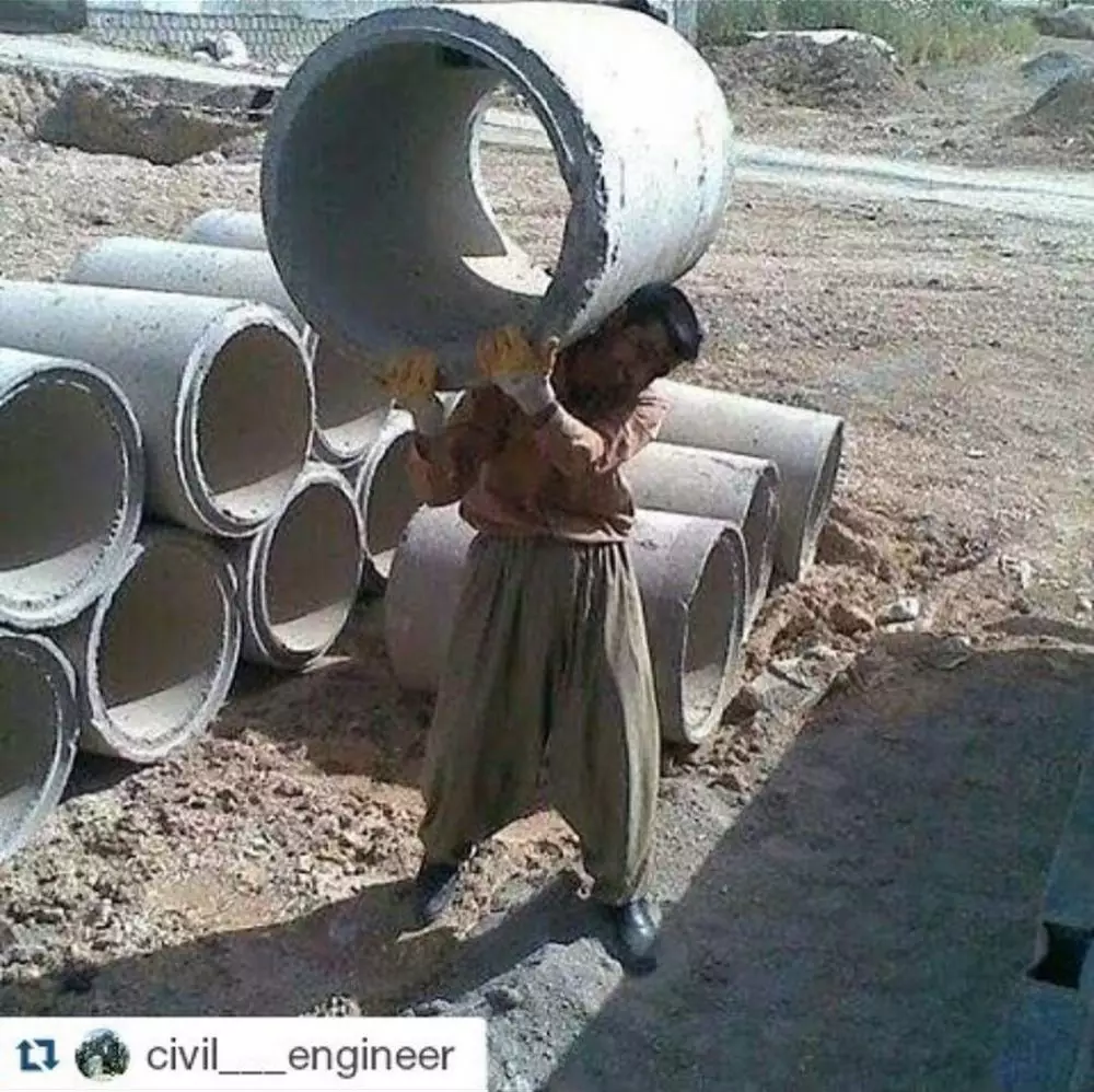 tukang bangunan bawa material Instagram