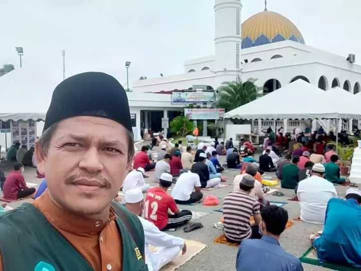 penjual roti canai mirip shah rukh khan berbagai sumber