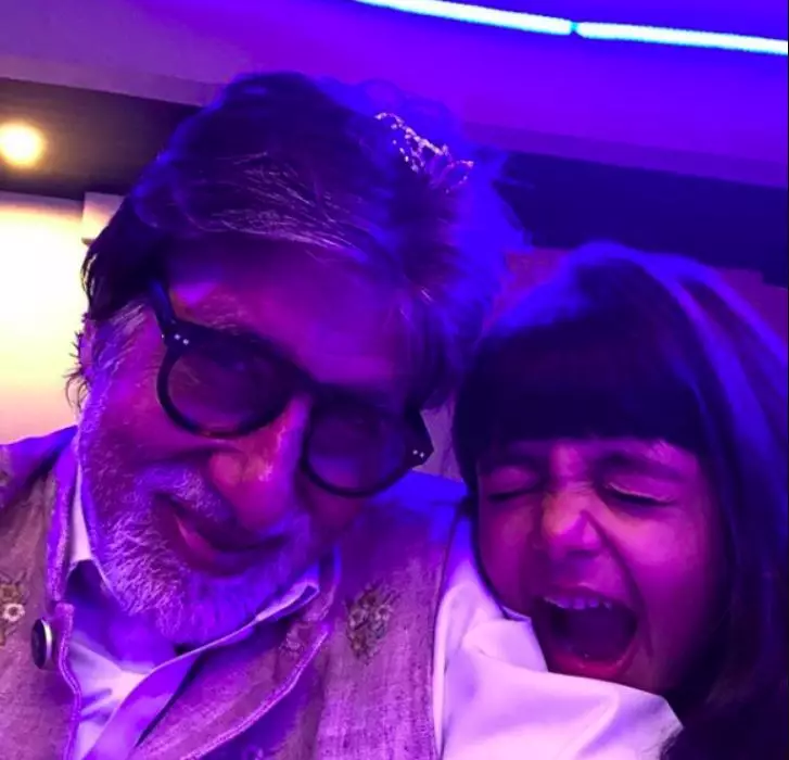 Amitabh Bachchan cucu © 2020 brilio.net Amitabh Bachchan cucu © 2020 brilio.net