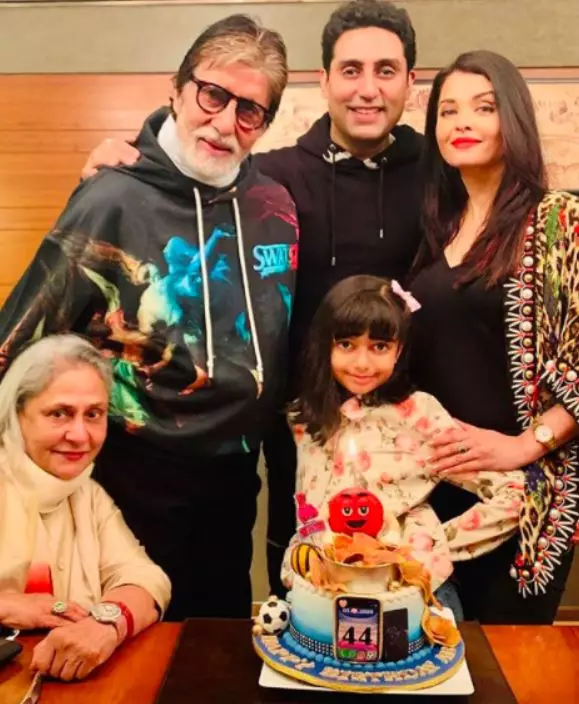 Amitabh Bachchan cucu © 2020 brilio.net Amitabh Bachchan cucu © 2020 brilio.net