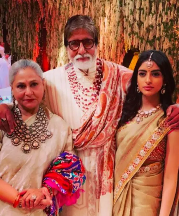 Amitabh Bachchan cucu © 2020 brilio.net Amitabh Bachchan cucu © 2020 brilio.net