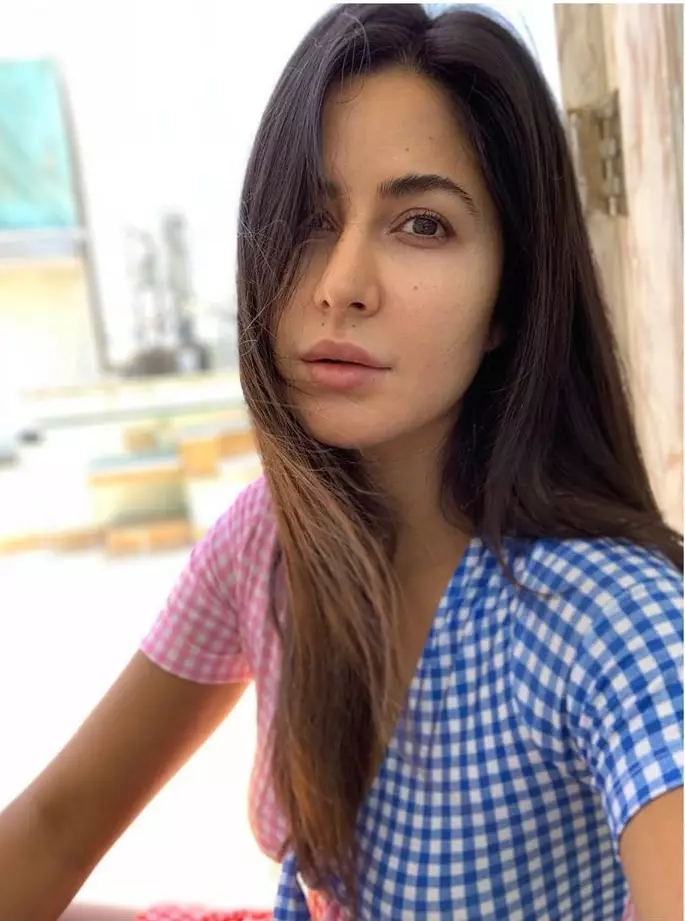 Katrina Kaif tanpa makeup instagram