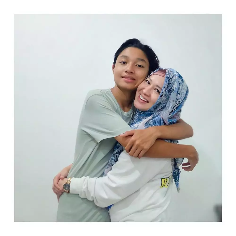 Keisha Alvaro dan ibunya © 2020 brilio.net