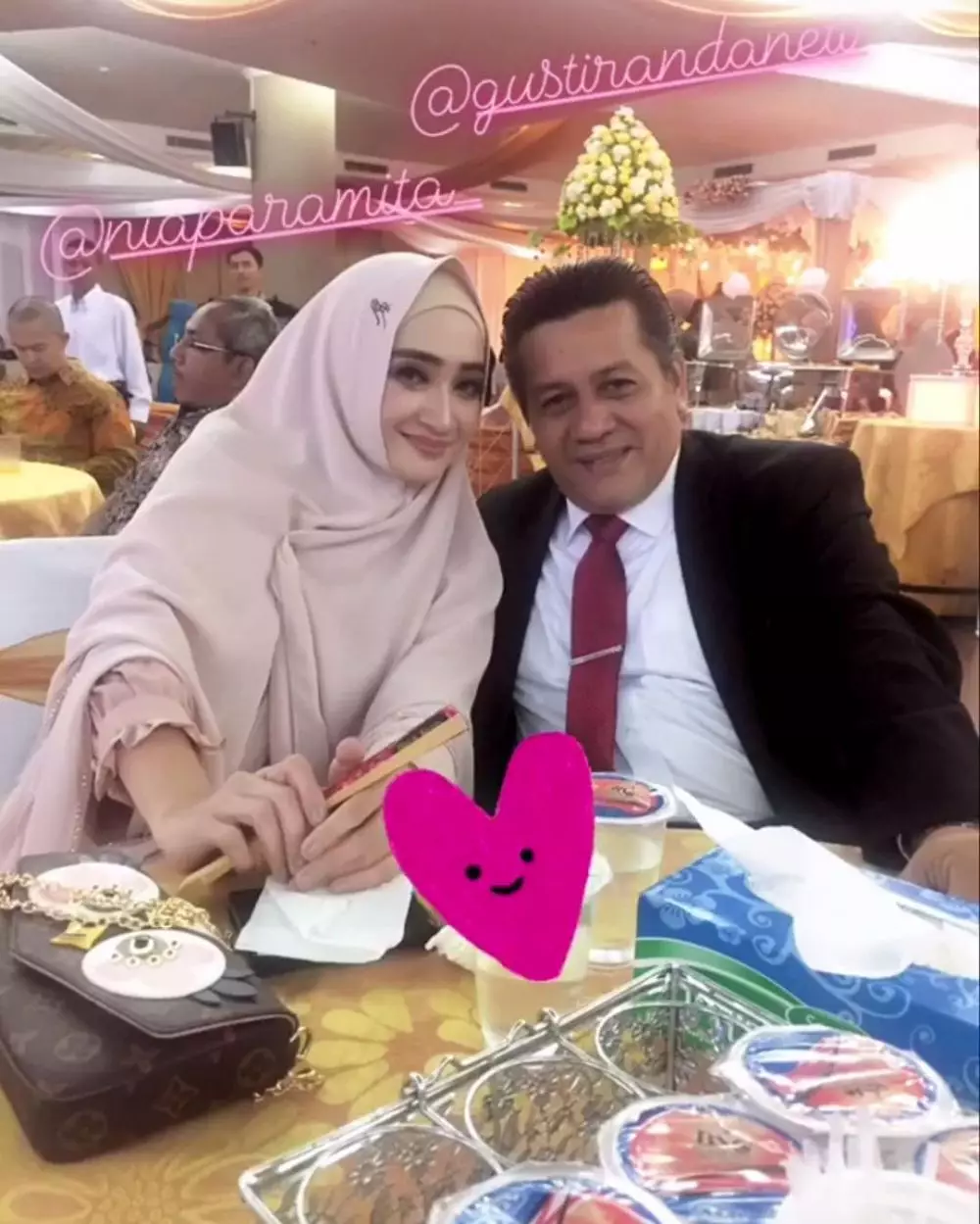 Seleb rujuk kembali © 2020 brilio.net Seleb rujuk kembali © 2020 brilio.net