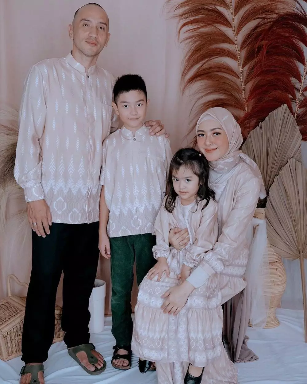 Seleb rujuk kembali © 2020 brilio.net Seleb rujuk kembali © 2020 brilio.net