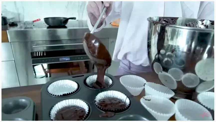 Jessica Iskandar dan El bikin kue YouTube