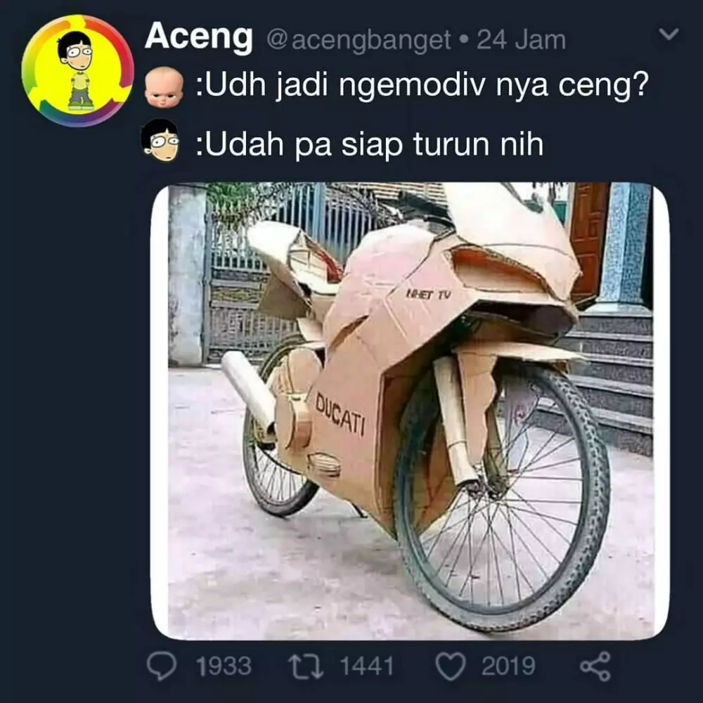 meme lucu orang bersepeda © 2020 instagram.com