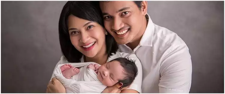 6 Pemotretan newborn anak Vanessa Angel, gemesinnya kebangetan