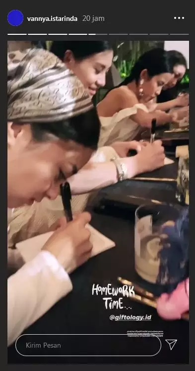 Bridal shower Vannya Istarinda Instagram Bridal shower Vannya Istarinda Instagram