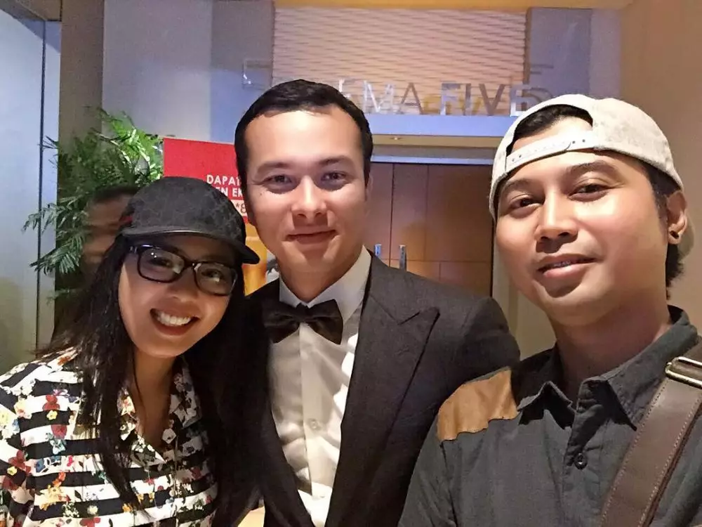 Nicholas Saputra dan Koko Soimah © 2020 brilio.net