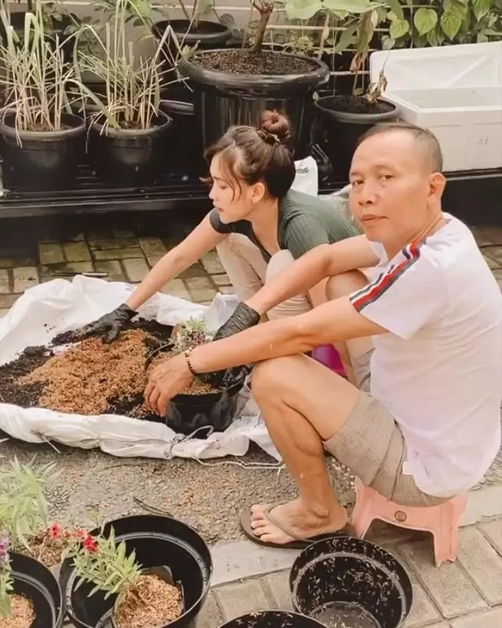 Ayu Ting Ting berkebun instagram Ayu Ting Ting berkebun instagram