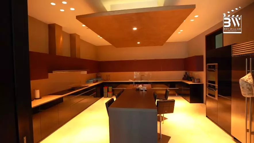 potret rumah Manoj Punjabi YouTube