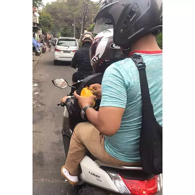 momen orang terlanjur lapar © 2020 instagram.com momen orang terlanjur lapar © 2020 instagram.com