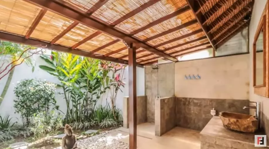 vila Luna Maya di Bali YouTube vila Luna Maya di Bali YouTube