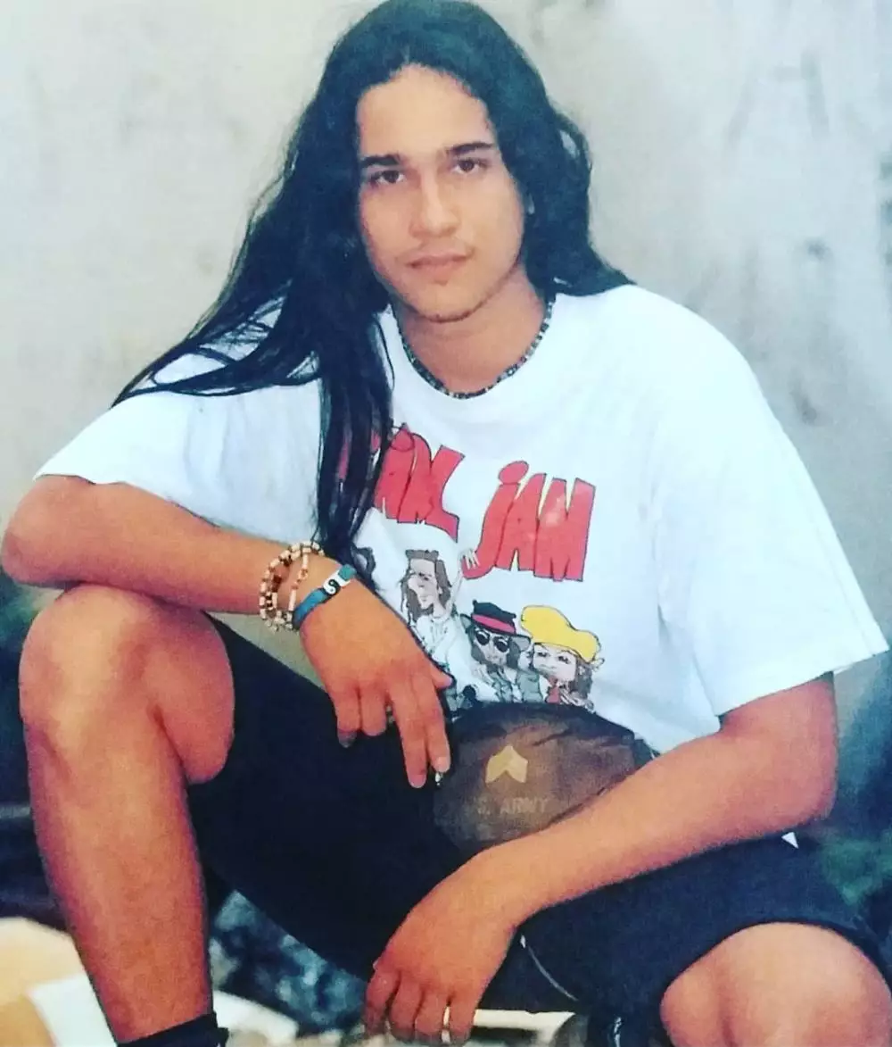 aktor gondrong muda Instagram