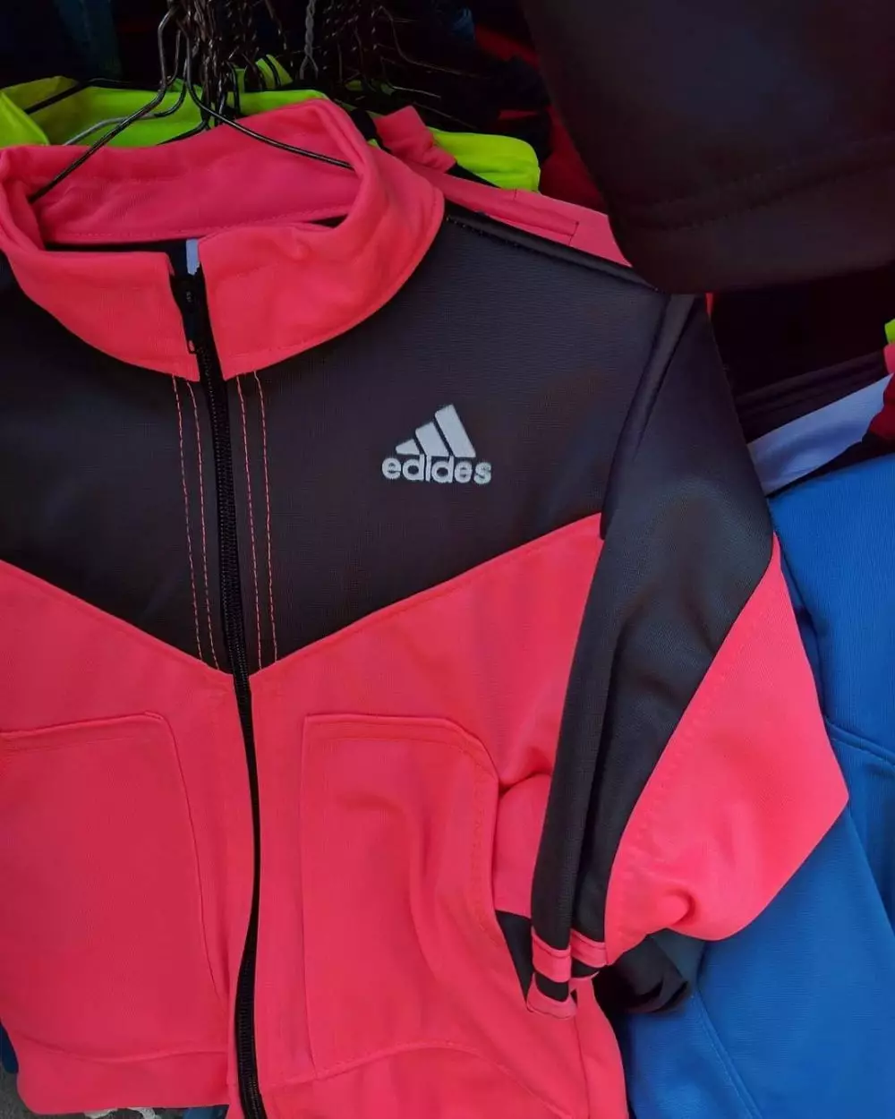 ide kreatif promosi baju © 2020 instagram.com ide kreatif promosi baju © 2020 instagram.com