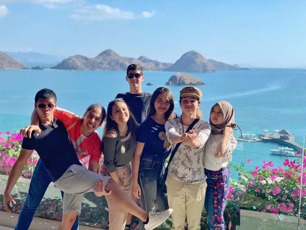 Diandra Marsha dan Al El Dul Berbagai sumber Diandra Marsha dan Al El Dul Berbagai sumber