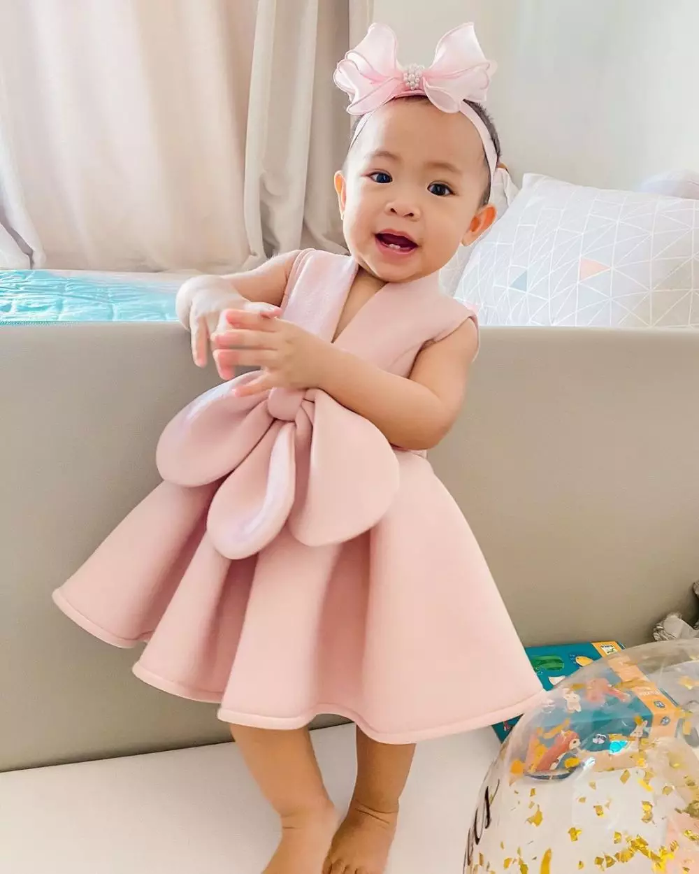 Gaya Alea anak Raditya Dika bak ABG Instagram