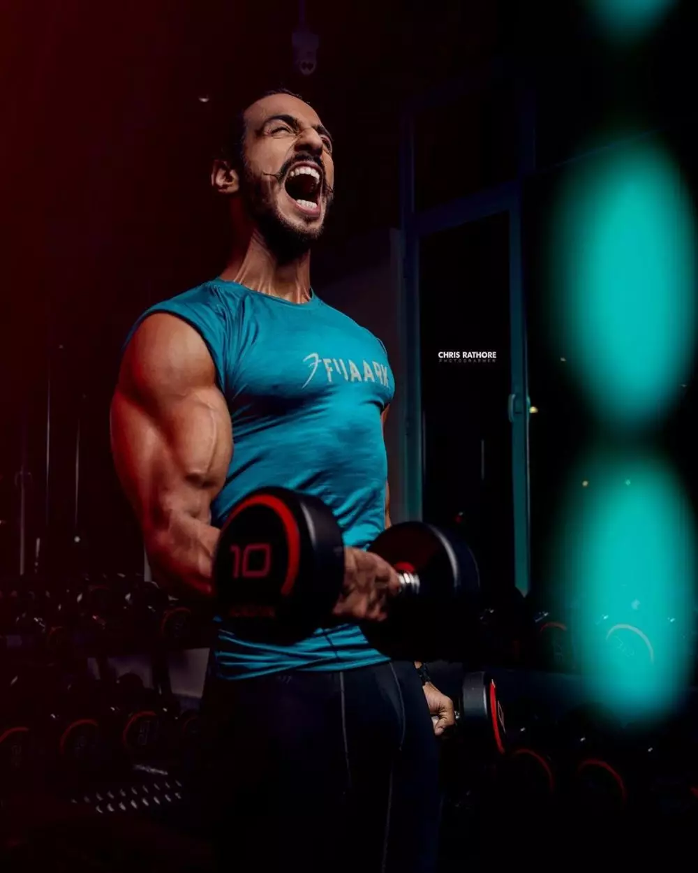 aktor bollywood hobi ngegym instagram