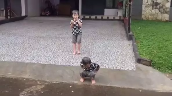 penampakan rumah anji instagram