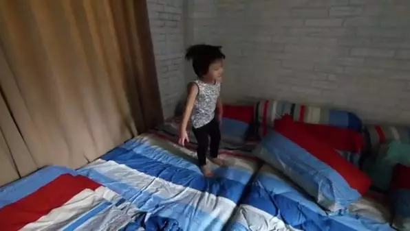 penampakan rumah anji instagram