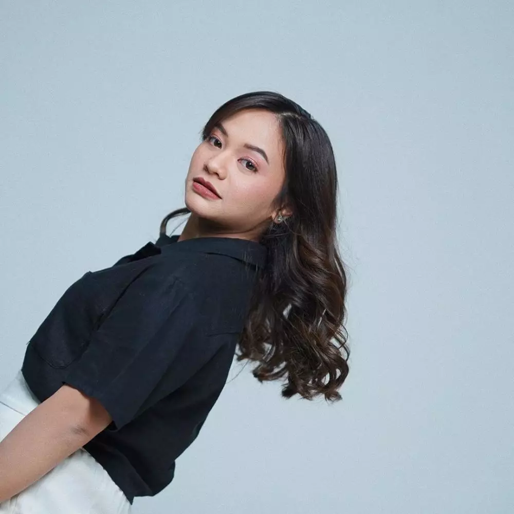 Tampilan baru Amel Carla © 2020 brilio.net