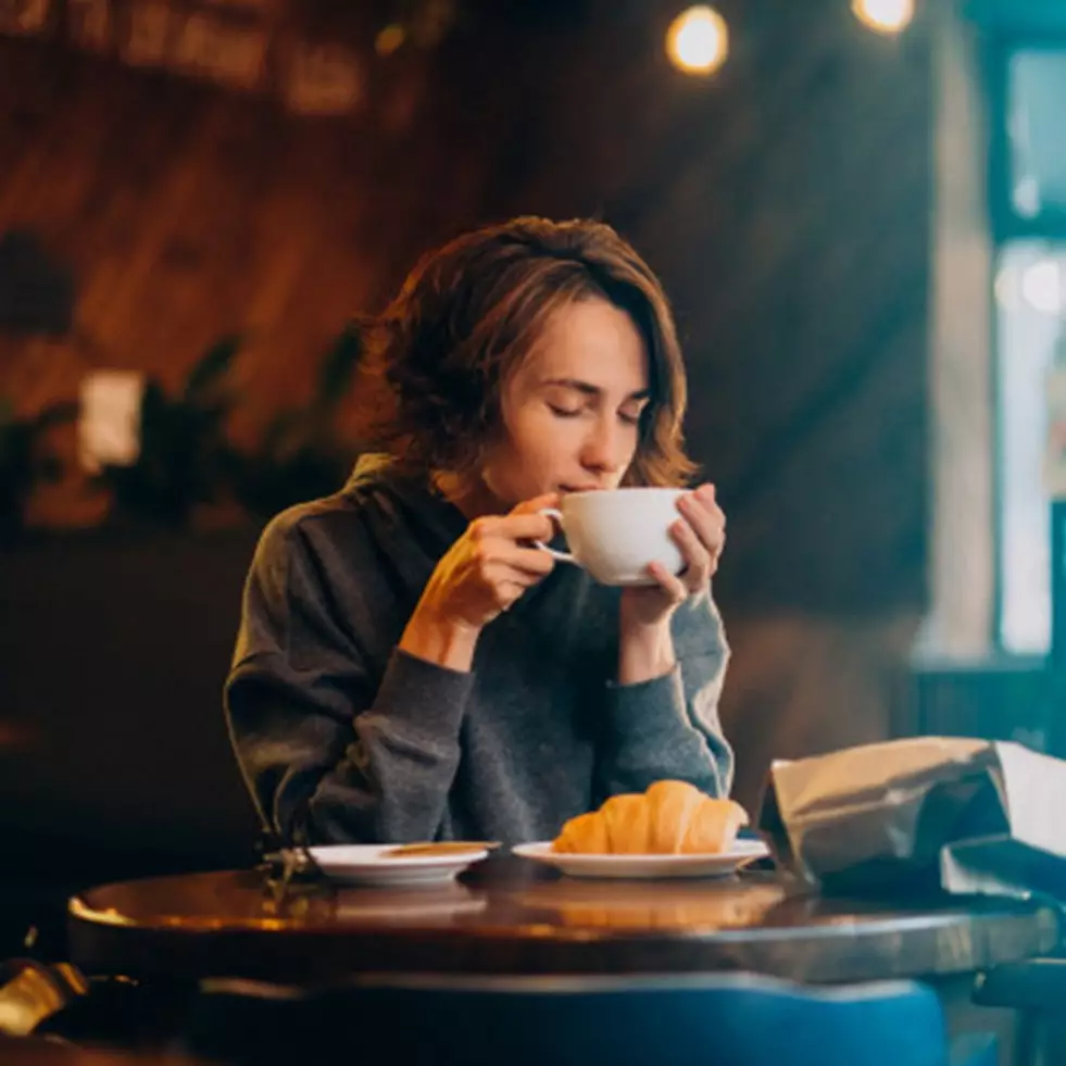 111 Kata-kata caption indie tentang kopi, penuh makna filosofis