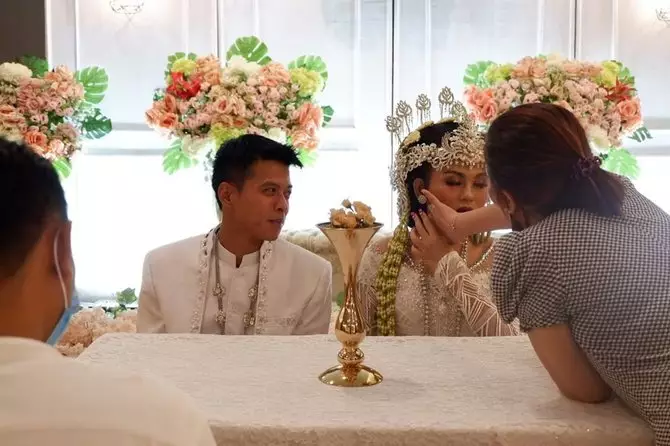 Ariel KW menikah © 2020 brilio.net Ariel KW menikah © 2020 brilio.net