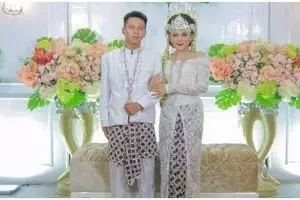 Potret 'Ariel Noah' pakai baju pengantin bikin heboh, ini faktanya