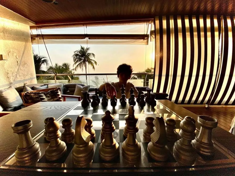 balkon rumah seleb india Instagram