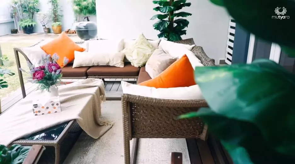 rumah baru Tya Arifin YouTube rumah baru Tya Arifin YouTube