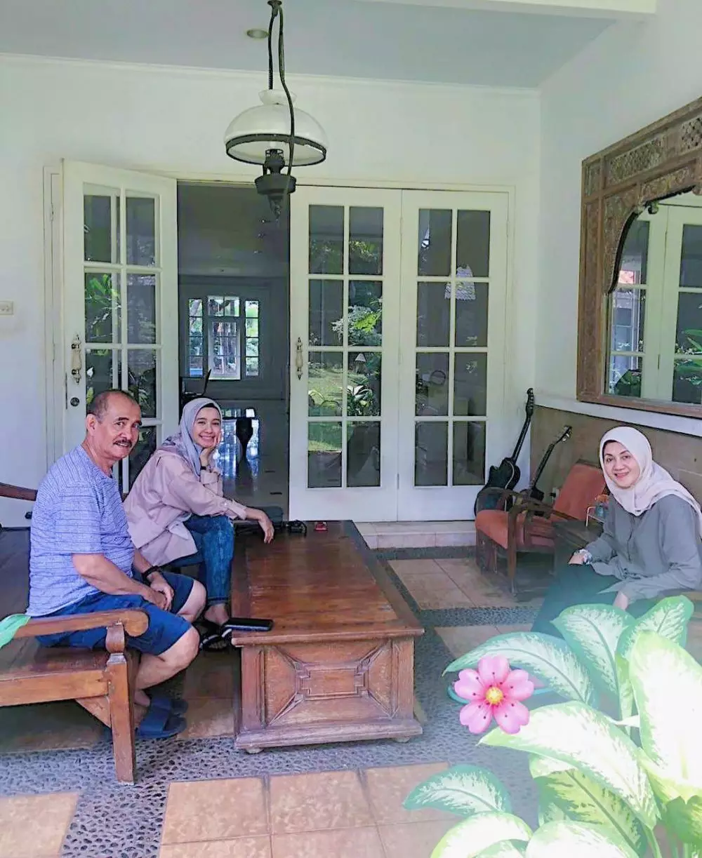 kebersamaan bella dan papa  Instagram