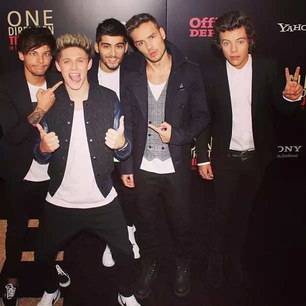 10 tahun one direction  Berbagai Sumber
