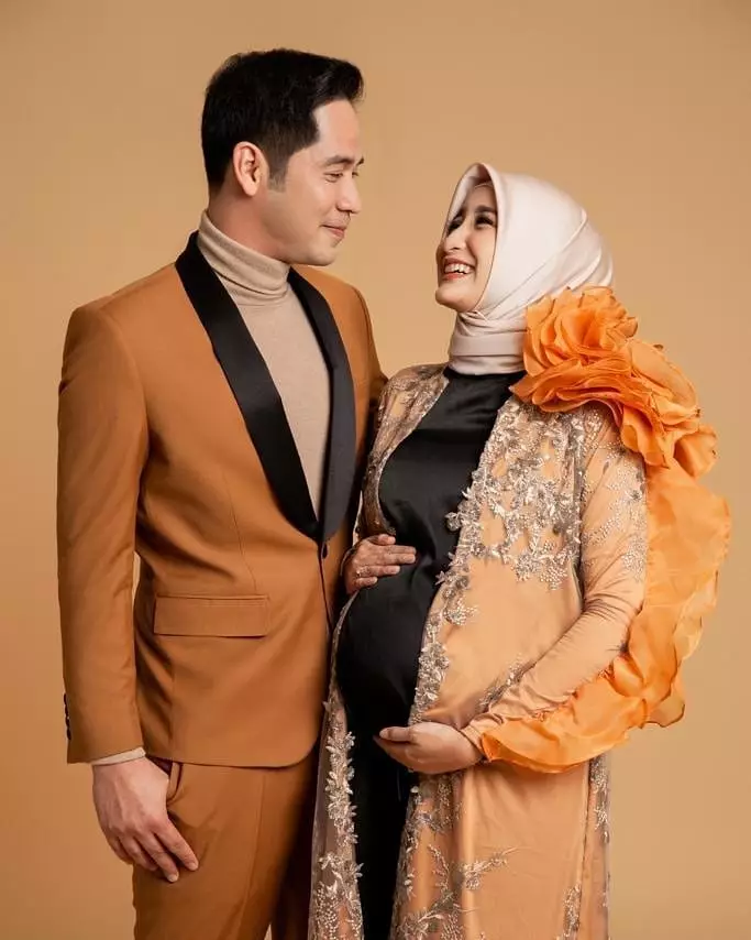 maternity shoot ricky perdana dan istri instagram maternity shoot ricky perdana dan istri instagram