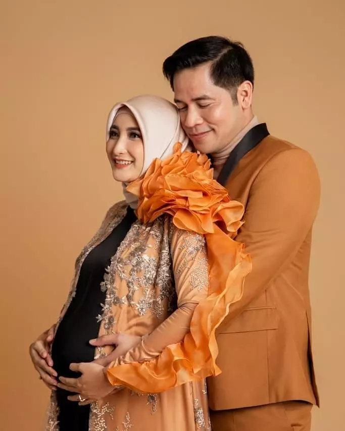 maternity shoot ricky perdana dan istri instagram maternity shoot ricky perdana dan istri instagram