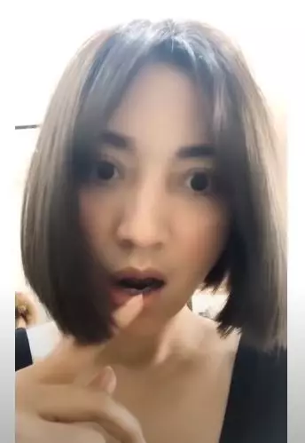 hesti purwadinata rambut baru Berbagai Sumber