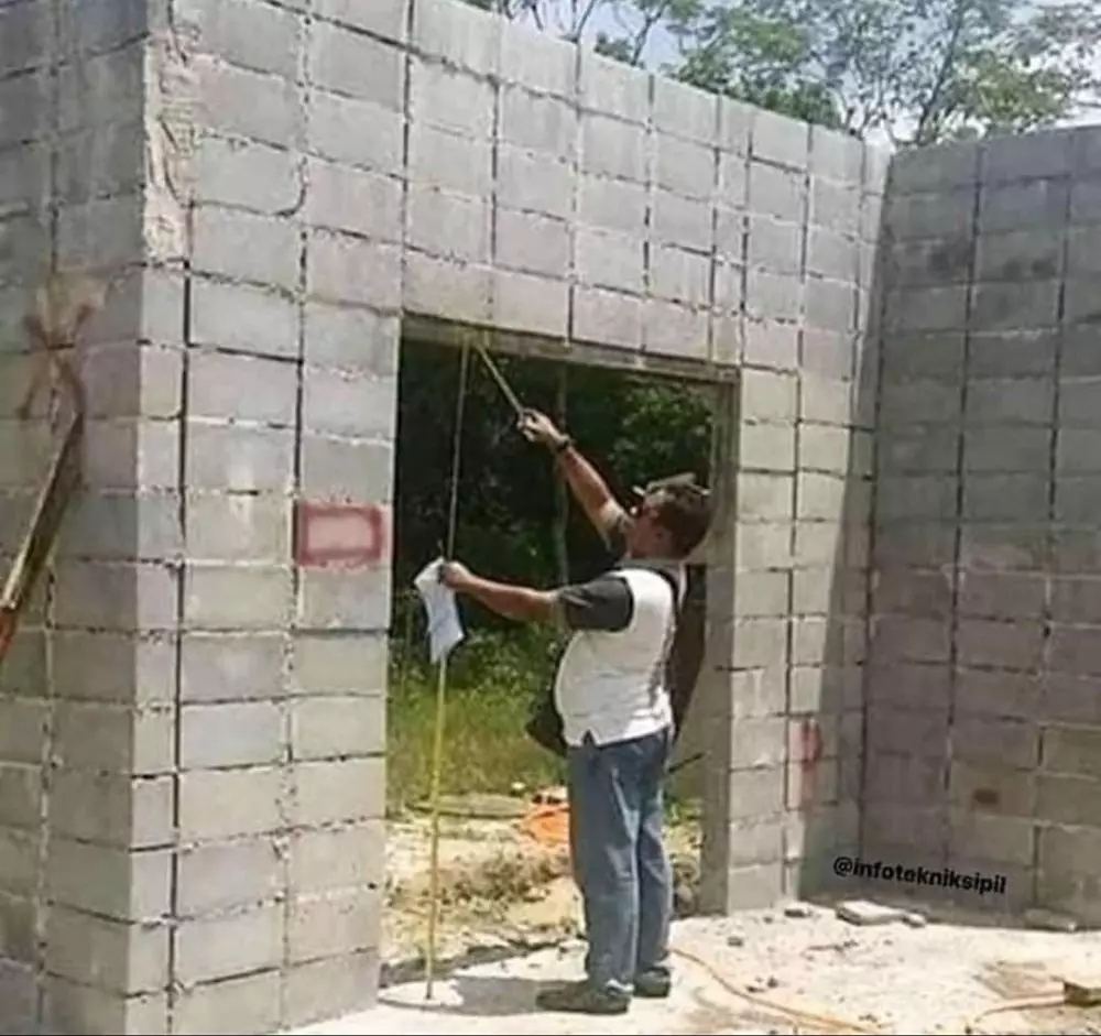 momen bapak bertingkah nyeleneh © 2020 instagram.com