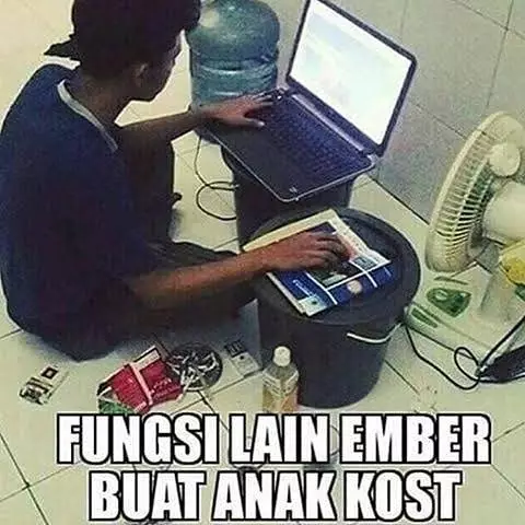 meme tipe orang ngerjain tugas © 2020 instagram.com