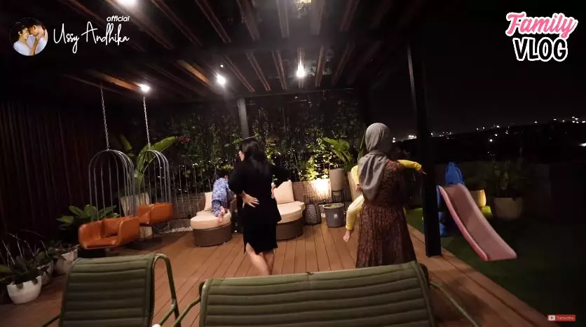 penampakan rumah ahmad sahroni youtube penampakan rumah ahmad sahroni youtube
