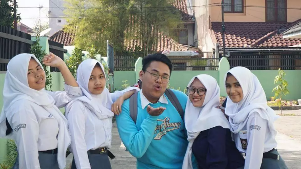 Nadya Mustika Rahayu Facebook