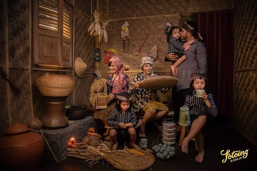 pemotretan keluarga Erix Soekamti Instagram pemotretan keluarga Erix Soekamti Instagram