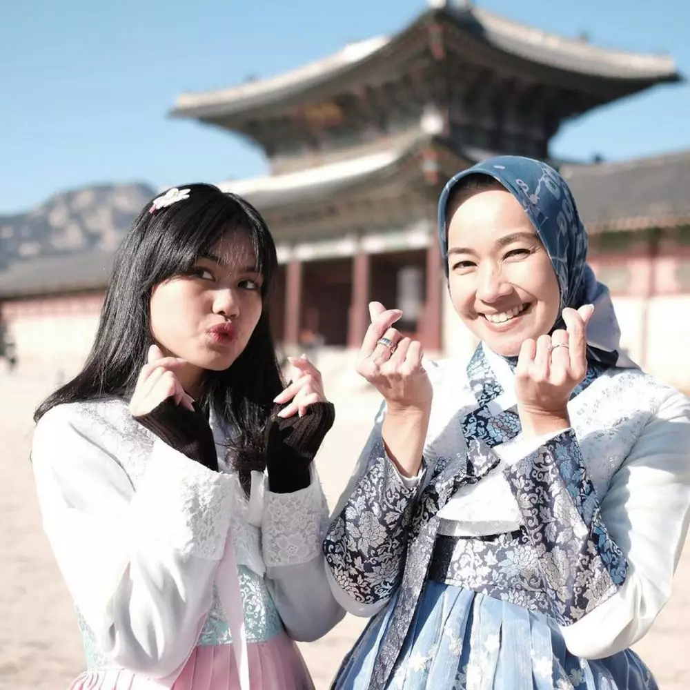 Alya Rohali dan putri sulung Instagram/@arohali Alya Rohali dan putri sulung Instagram/@arohali