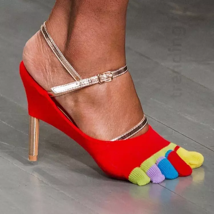fashion item dengan desain gagal Instagram fashion item dengan desain gagal Instagram