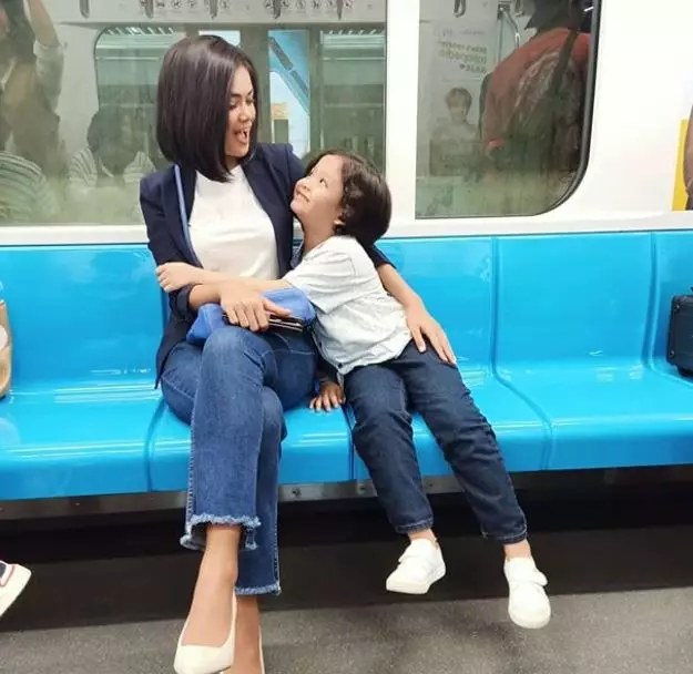 Kedekatan Radja dan Indah Indriana Instagram
