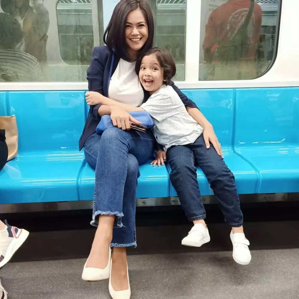 Kedekatan Radja dan Indah Indriana Instagram