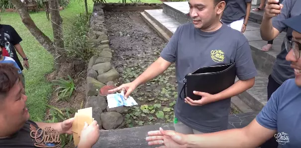 Liburan Ruben dan karyawannya © 2020 brilio.net