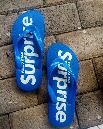 barang dagangan salah desain © 2020 instagram.com